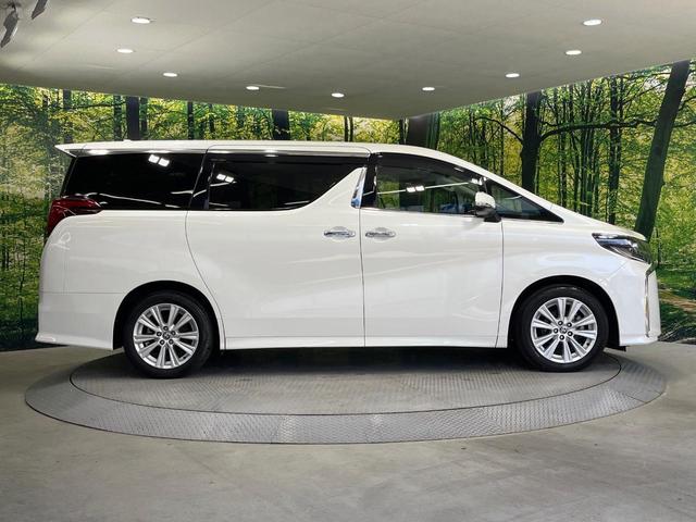 アルファード ２．５Ｓ　禁煙車　ツインムーンルーフ　両側電動ドア　１２型後席モニター　純正９型ナビ　バックカメラ　衝突被害軽減システム　レーダークルーズ　コーナーセンサー　スマートキー　ＬＥＤヘッド　ビルトインＥＴＣ（67枚目）