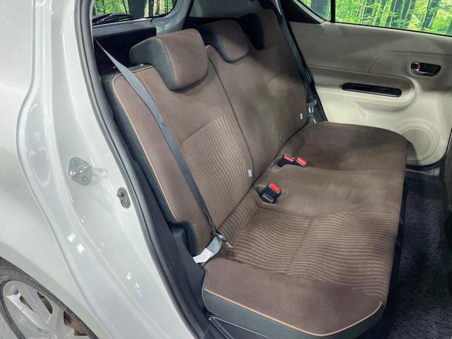 アクア Ｇ　禁煙車　純正ＳＤナビ　バックカメラ　スマートキー　ＬＥＤヘッドライト　ＥＴＣ　純正１６インチアルミホイール　オートライト　オートエアコン　Ｂｌｕｅｔｏｏｔｈ　ＣＤ　ＤＶＤ再生　地デジ（9枚目）