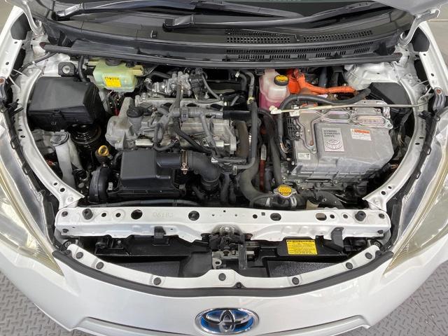 アクア Ｇ　禁煙車　純正ＳＤナビ　バックカメラ　スマートキー　ＬＥＤヘッドライト　ＥＴＣ　純正１６インチアルミホイール　オートライト　オートエアコン　Ｂｌｕｅｔｏｏｔｈ　ＣＤ　ＤＶＤ再生　地デジ（18枚目）