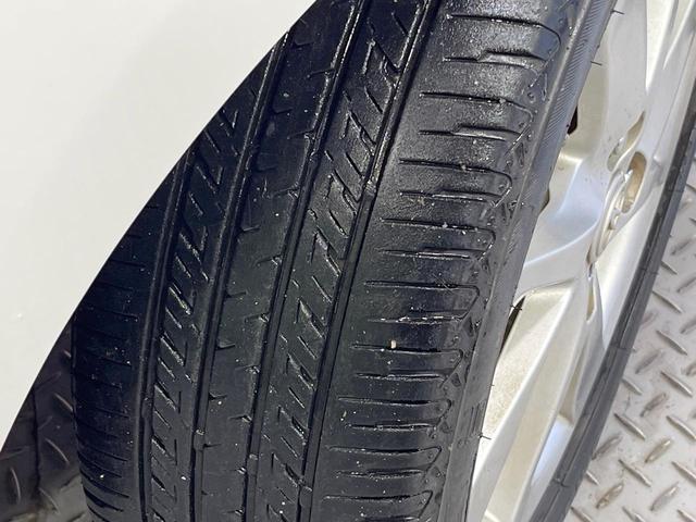 アクア Ｇ　禁煙車　純正ＳＤナビ　バックカメラ　スマートキー　ＬＥＤヘッドライト　ＥＴＣ　純正１６インチアルミホイール　オートライト　オートエアコン　Ｂｌｕｅｔｏｏｔｈ　ＣＤ　ＤＶＤ再生　地デジ（25枚目）