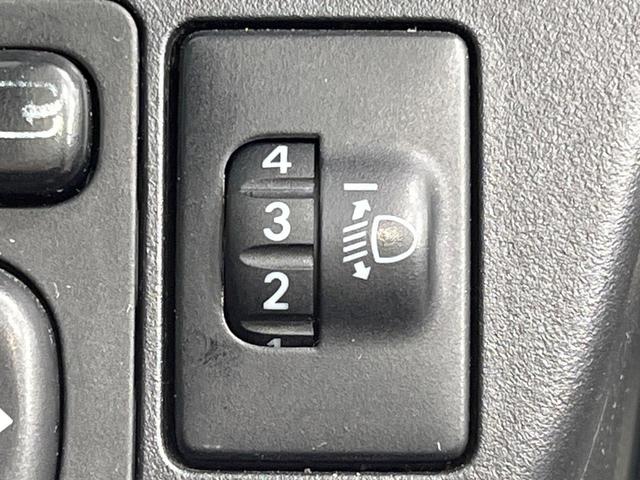 アクア Ｇ　禁煙車　純正ＳＤナビ　バックカメラ　スマートキー　ＬＥＤヘッドライト　ＥＴＣ　純正１６インチアルミホイール　オートライト　オートエアコン　Ｂｌｕｅｔｏｏｔｈ　ＣＤ　ＤＶＤ再生　地デジ（32枚目）