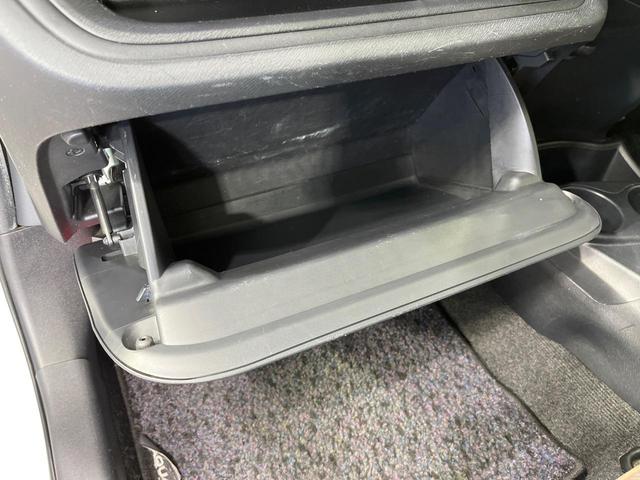 アクア Ｇ　禁煙車　純正ＳＤナビ　バックカメラ　スマートキー　ＬＥＤヘッドライト　ＥＴＣ　純正１６インチアルミホイール　オートライト　オートエアコン　Ｂｌｕｅｔｏｏｔｈ　ＣＤ　ＤＶＤ再生　地デジ（38枚目）