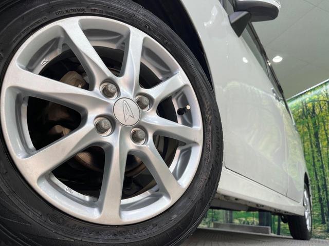 �y�����P�S�C���`�A���~�z�C�[���z�O�ςɃ}�b�`���������A���~�z�C�[���𑕒����Ă���܂��B�e��ЊO�A���~�z�C�[����A�X�^�b�h���X�^�C�����戵�����Ă���܂��B���񂲑��k����������