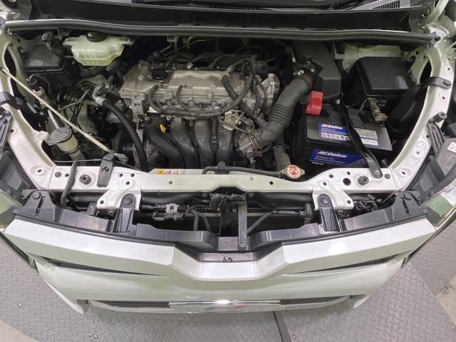 ヴォクシー ＺＳ　禁煙車　両側電動ドア　純正９型ＳＤナビ　１２型後席モニター　バックカメラ　衝突被害軽減システム　ドラレコ　コーナーセンサー　ＬＥＤヘッド　クルコン　純正１６インチアルミ　オートハイビーム（19枚目）