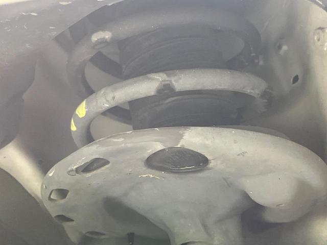 ヴォクシー ＺＳ　禁煙車　両側電動ドア　純正９型ＳＤナビ　１２型後席モニター　バックカメラ　衝突被害軽減システム　ドラレコ　コーナーセンサー　ＬＥＤヘッド　クルコン　純正１６インチアルミ　オートハイビーム（22枚目）