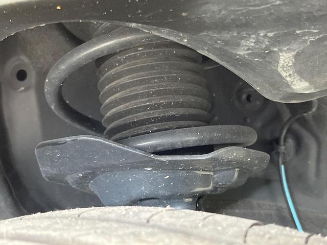 ライズ Ｚ　バックカメラ　衝突被害軽減システム　レーダークルーズ　禁煙車　コーナーセンサー　スマートキー　ＬＥＤヘッド　純正１７インチアルミ　車線逸脱警報　オートライト　オートエアコン　Ｂｌｕｅｔｏｏｔｈ（20枚目）