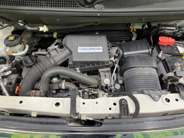 Ｎ－ＢＯＸカスタム Ｇ・Ｌターボホンダセンシング　両側電動ドア　純正ＳＤナビ　バックカメラ　衝突被害軽減システム　レーダークルーズ　禁煙車　ハーフレザーシート　ドラレコ　コーナーセンサー　スマートキー　ＬＥＤヘッド　ビルトインＥＴＣ（18枚目）