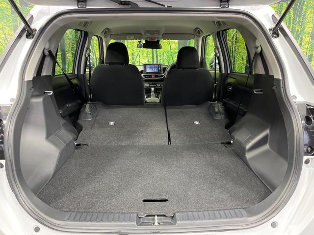 ライズ Ｚ　純正ＳＤナビ　バックカメラ　衝突被害軽減システム　レーダークルーズ　禁煙車　ドラレコ　コーナーセンサー　スマートキー　ＬＥＤヘッド　ビルトインＥＴＣ　純正１７インチアルミ　車線逸脱警報　オートライト（10枚目）