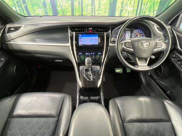 ハリアー プレミアム　禁煙車　ＳＤナビ　バックカメラ　衝突被害軽減システム　レーダークルーズ　電動リアゲート　ハーフレザーシート　パワーシート　ドラレコ　スマートキー　ＬＥＤヘッド　ビルトインＥＴＣ　純正１８インチアルミ（2枚目）