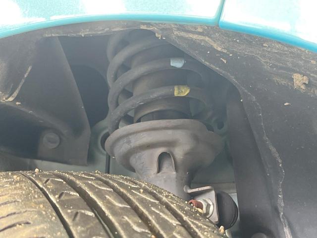 Ｎ－ＢＯＸ Ｇ・Ｌパッケージ　禁煙車　電動スライドドア　純正ＳＤナビ　バックカメラ　ＨＩＤヘッドライト　オートエアコン　パワーウィンドウ　パワーステアリング　電動格納ミラー　プライバシーガラス　ロールサンシェード　アームレスト（20枚目）