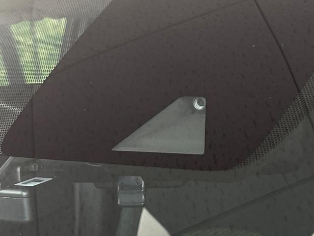 ノート e-パワー X シーギア 純正SDナビ 全周囲カメラ 衝突被害軽減システム 禁煙車 ドラレコ コーナーセンサー スマートキー LEDヘッド ETC 純正15インチアルミ 車線逸脱警報 オートライト オートエアコン(3枚目)