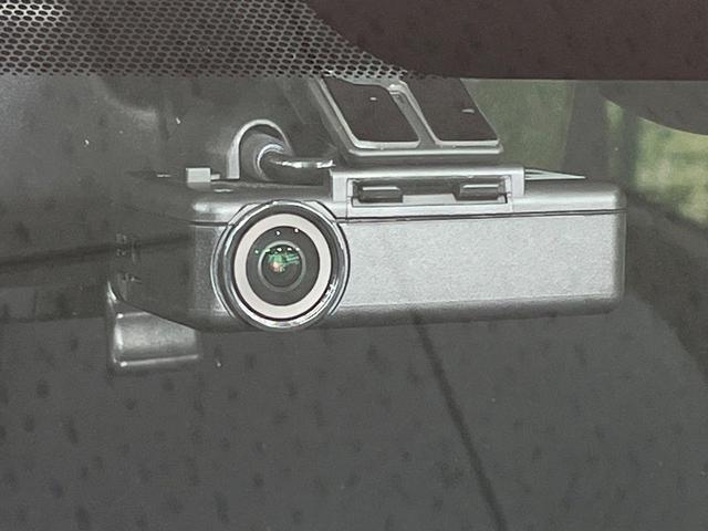 ノート e-パワー X シーギア 純正SDナビ 全周囲カメラ 衝突被害軽減システム 禁煙車 ドラレコ コーナーセンサー スマートキー LEDヘッド ETC 純正15インチアルミ 車線逸脱警報 オートライト オートエアコン(6枚目)