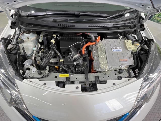 ノート e-パワー X シーギア 純正SDナビ 全周囲カメラ 衝突被害軽減システム 禁煙車 ドラレコ コーナーセンサー スマートキー LEDヘッド ETC 純正15インチアルミ 車線逸脱警報 オートライト オートエアコン(18枚目)