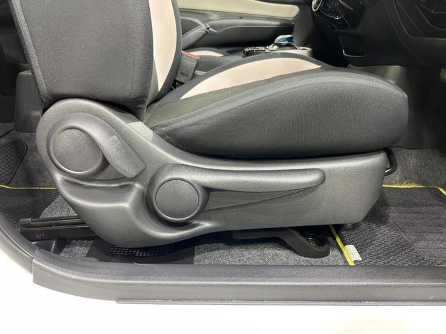 ノート e-パワー X シーギア 純正SDナビ 全周囲カメラ 衝突被害軽減システム 禁煙車 ドラレコ コーナーセンサー スマートキー LEDヘッド ETC 純正15インチアルミ 車線逸脱警報 オートライト オートエアコン(45枚目)