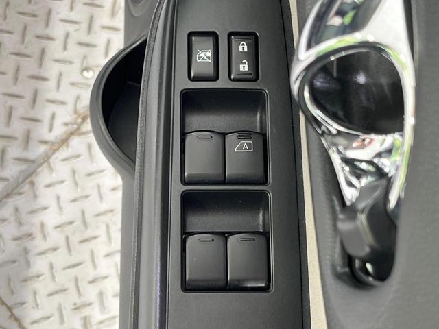 ノート e-パワー X シーギア 純正SDナビ 全周囲カメラ 衝突被害軽減システム 禁煙車 ドラレコ コーナーセンサー スマートキー LEDヘッド ETC 純正15インチアルミ 車線逸脱警報 オートライト オートエアコン(46枚目)