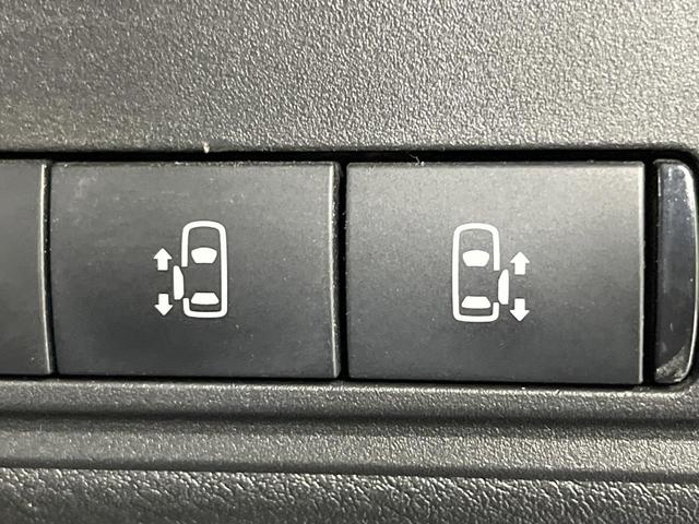 セレナ ｅ－パワー　ハイウェイスターＶ　両側電動ドア　後席モニター　全周囲カメラ　衝突被害軽減システム　レーダークルーズ　禁煙車　コーナーセンサー　スマートキー　ＬＥＤヘッド　純正１６インチアルミ　オートライト　デュアルエアコン（6枚目）