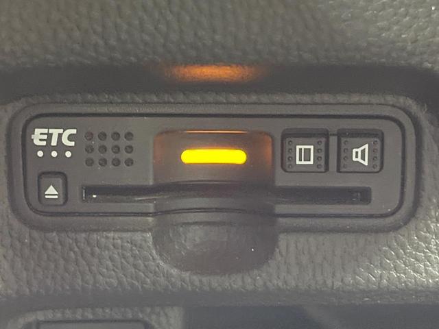 Ｎ－ＢＯＸカスタム Ｇ・ＥＸホンダセンシング　禁煙車　電動スライドドア　純正８型ＳＤナビ　バックカメラ　衝突被害軽減システム　レーダークルーズ　コーナーセンサー　スマートキー　ＬＥＤヘッド　ビルトインＥＴＣ　車線逸脱警報　オートライト（6枚目）