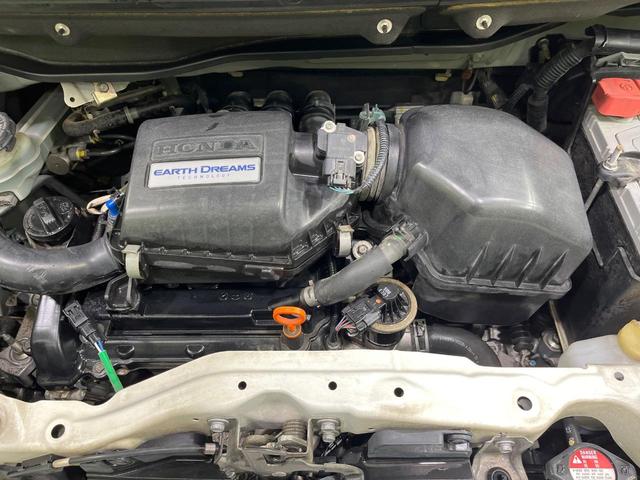 Ｎ－ＢＯＸ Ｇ　ＳＳパッケージ　禁煙車　両側電動ドア　純正ＳＤナビ　バックカメラ　衝突被害軽減システム　スマートキー　純正１４インチアルミホイール　オートエアコン　Ｂｌｕｅｔｏｏｔｈ　ＣＤ　ＤＶＤ再生　地デジ　電動格納ミラー（18枚目）