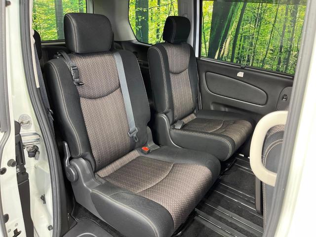 セレナ ハイウェイスターS-HVアドバンスドセーフティパック 禁煙車 両側電動ドア 純正9型SDナビ 12型後席モニター 全周囲カメラ 衝突被害軽減システム コーナーセンサー スマートキー ETC クルコン 純正16インチアルミ 車線逸脱警報 オートエアコン(9枚目)