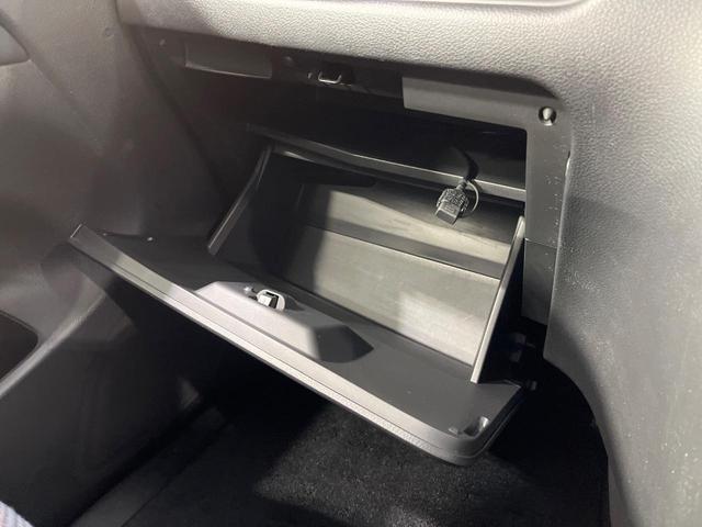 セレナ ハイウェイスターS-HVアドバンスドセーフティパック 禁煙車 両側電動ドア 純正9型SDナビ 12型後席モニター 全周囲カメラ 衝突被害軽減システム コーナーセンサー スマートキー ETC クルコン 純正16インチアルミ 車線逸脱警報 オートエアコン(48枚目)