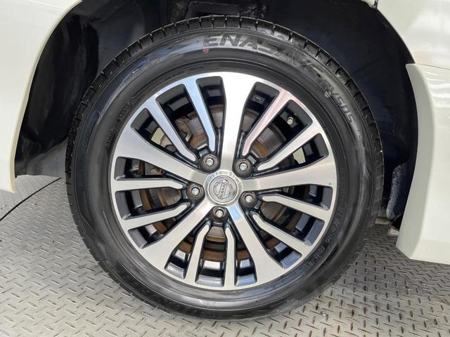 セレナ ハイウェイスターS-HVアドバンスドセーフティパック 禁煙車 両側電動ドア 純正9型SDナビ 12型後席モニター 全周囲カメラ 衝突被害軽減システム コーナーセンサー スマートキー ETC クルコン 純正16インチアルミ 車線逸脱警報 オートエアコン(60枚目)