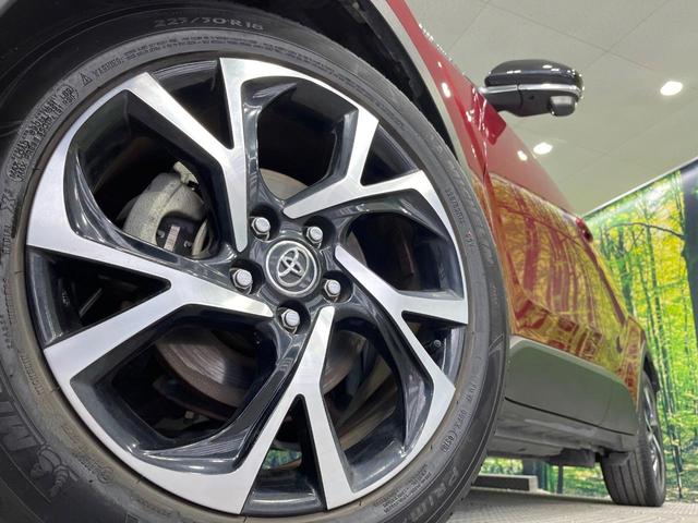 �y�����P�W�C���`�A���~�z�C�[���z�O�ςɃ}�b�`���������A���~�z�C�[���𑕒����Ă���܂��B�e��ЊO�A���~�z�C�[����A�X�^�b�h���X�^�C�����戵�����Ă���܂��B���񂲑��k����������