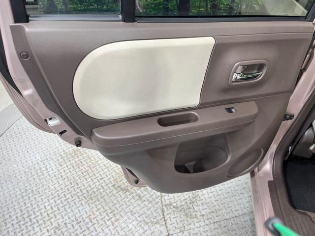 アルトラパンショコラ G 禁煙車 スマートキー HIDヘッドライト 純正14インチアルミホイール オートライト CD再生 AM FM再生 プッシュスタート 電動格納ミラー アイドリングストップ ドアバイザー(32枚目)