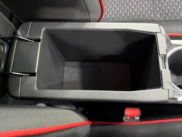 ライズ Ｚ　禁煙車　モデリスタフルエアロ　純正９型ＤＡ　全周囲カメラ　衝突被害軽減システム　レーダークルーズ　コーナーセンサー　ＬＥＤヘッド　純正１７インチアルミ　車線逸脱警報　オートエアコン　Ｂｌｕｅｔｏｏｔｈ（35枚目）