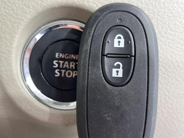 アルトラパン L 禁煙車 衝突被害軽減システム SDナビ Bluetooth再生 コーナーセンサー スマートキー 車線逸脱警報 オートライト オートエアコン シートヒーター 電動格納ミラー アイドリングストップ(22枚目)