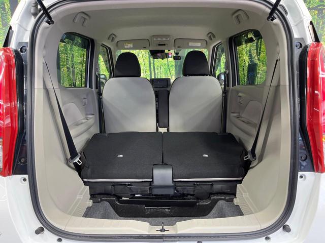 ���i�̂���������ʋ΁A���}���ɏ\���ȉ׎��X�y�[�X���m�ۂ��Ă���܂��B�Z�J���h�V�[�g��|���ƁA�傫�ȉו��̐ύڂ��\�ł���