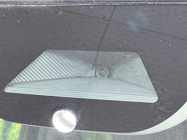 Ｎ－ＢＯＸ ベースグレード　禁煙車　電動スライドドア　純正８型ナビ　バックカメラ　衝突被害軽減システム　レーダークルーズ　コーナーセンサー　スマートキー　ＬＥＤヘッドライト　ビルトインＥＴＣ　車線逸脱警報　オートライト（5枚目）