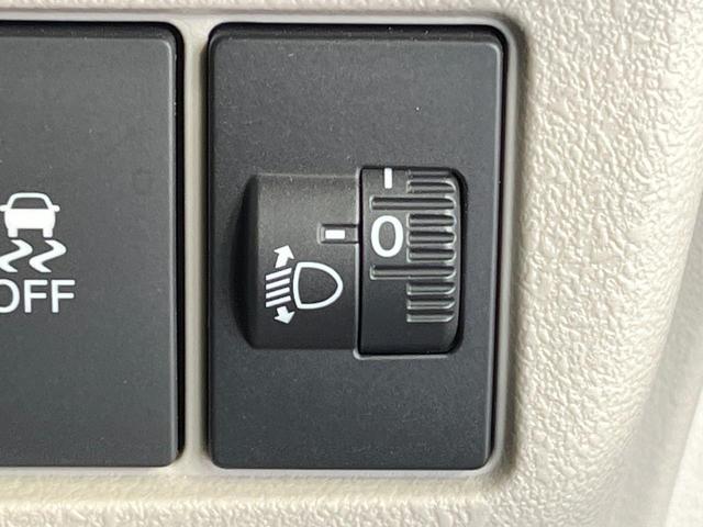 Ｎ－ＢＯＸ ベースグレード　禁煙車　電動スライドドア　純正８型ナビ　バックカメラ　衝突被害軽減システム　レーダークルーズ　コーナーセンサー　スマートキー　ＬＥＤヘッドライト　ビルトインＥＴＣ　車線逸脱警報　オートライト（22枚目）