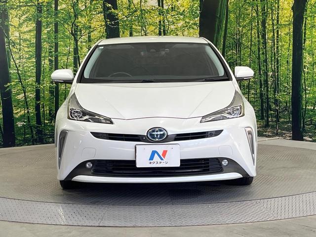 プリウス ＳセーフティプラスＩＩ　禁煙車　純正ＳＤナビ　全周囲カメラ　衝突被害軽減システム　レーダークルーズ　ドラレコ　コーナーセンサー　スマートキー　ＬＥＤヘッド　ビルトインＥＴＣ　純正１７インチアルミ　車線逸脱警報　オートライト（14枚目）