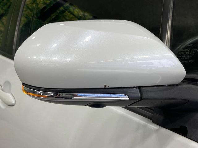 プリウス ＳセーフティプラスＩＩ　禁煙車　純正ＳＤナビ　全周囲カメラ　衝突被害軽減システム　レーダークルーズ　ドラレコ　コーナーセンサー　スマートキー　ＬＥＤヘッド　ビルトインＥＴＣ　純正１７インチアルミ　車線逸脱警報　オートライト（25枚目）