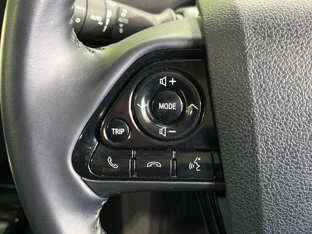 プリウス ＳセーフティプラスＩＩ　禁煙車　純正ＳＤナビ　全周囲カメラ　衝突被害軽減システム　レーダークルーズ　ドラレコ　コーナーセンサー　スマートキー　ＬＥＤヘッド　ビルトインＥＴＣ　純正１７インチアルミ　車線逸脱警報　オートライト（53枚目）