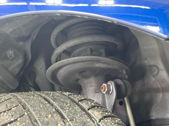 アクア Ｓスタイルブラック　禁煙車　純正９型ＳＤナビ　バックカメラ　衝突被害軽減システム　ドラレコ　コーナーセンサー　スマートキー　ＬＥＤヘッド　ビルトインＥＴＣ　オートハイビーム　車線逸脱警報　オートライト　オートエアコン（23枚目）