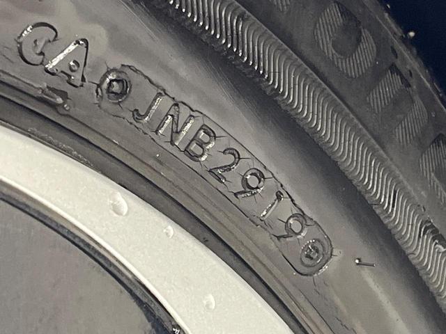 アクア Ｓスタイルブラック　禁煙車　純正９型ＳＤナビ　バックカメラ　衝突被害軽減システム　ドラレコ　コーナーセンサー　スマートキー　ＬＥＤヘッド　ビルトインＥＴＣ　オートハイビーム　車線逸脱警報　オートライト　オートエアコン（27枚目）