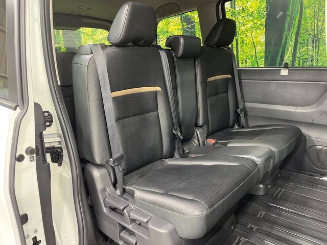 セレナ ハイウェイスターＶ　禁煙車　純正１２型ナビ　プロパイロット　両側電動ドア　全周囲カメラ　ＢＳＭ　　衝突被害軽減システム　レーダークルーズ　コーナーセンサー　ＥＴＣ２．０　純正１６インチアルミ　デジタルインナーミラー（9枚目）