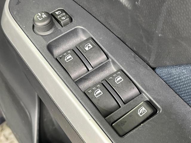 ルーミー カスタムＧ　禁煙車　両側電動ドア　純正９型ＤＡ　バックカメラ　衝突被害軽減システム　レーダークルーズ　ドラレコ　コーナーセンサー　スマートキー　ＬＥＤヘッド　ＥＴＣ　純正１４インチアルミ　オートライト（22枚目）