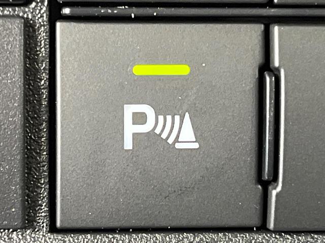 ハイゼットトラック スタンダード　禁煙車　衝突被害軽減システム　コーナーセンサー　スマートキー　車線逸脱警報　オートライト　オートエアコン　パワーウィンドウ　電動格納ミラー　横滑り防止機能　アイドリングストップ　ドアバイザー（5枚目）