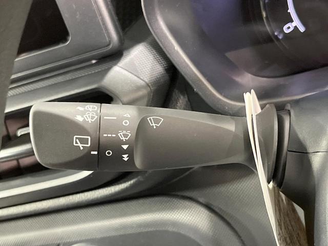 ライズ Ｘ　登録済未使用車　スマートキー　衝突被害軽減システム　コーナーセンサー　ＬＥＤヘッドライト　オートハイビーム　車線逸脱警報　横滑り防止機能　アイドリングストップ　電動格納ミラー　先行車発進お知らせ機能（27枚目）