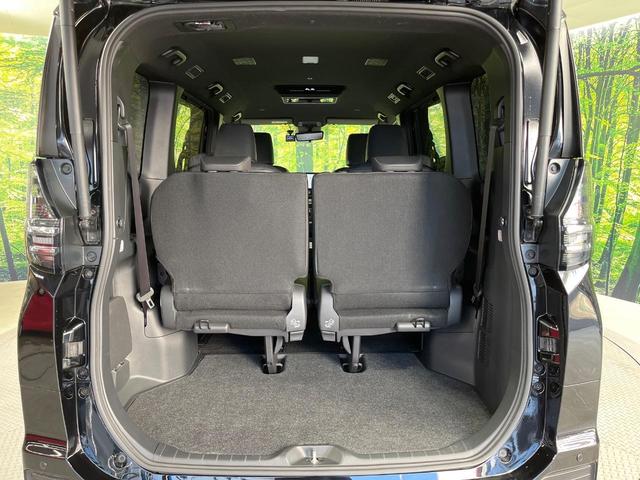 ヴォクシー Ｓ－Ｚ　禁煙車　両側電動ドア　純正１０型ＤＡ　１４型後席モニター　全周囲カメラ　ドラレコ　ＥＴＣ２．０　衝突被害軽減システム　レーダークルーズ　デジタルインナーミラー　電動リアゲート　リアオートエアコン（61枚目）