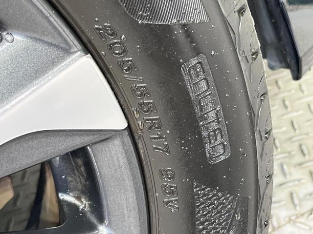 ヴォクシー Ｓ－Ｚ　禁煙車　両側電動ドア　純正１０型ＤＡ　１４型後席モニター　全周囲カメラ　ドラレコ　ＥＴＣ２．０　衝突被害軽減システム　レーダークルーズ　デジタルインナーミラー　電動リアゲート　リアオートエアコン（66枚目）