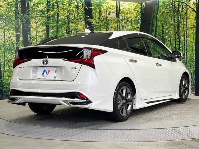 プリウス Ａツーリングセレクション　禁煙車　モデリスタフルエアロ　純正９型ナビ　全周囲カメラ　衝突被害軽減システム　ＥＴＣ２．０　Ｂｌｕｅｔｏｏｔｈ　レーダークルーズ　パワーシート　コーナーセンサー　シートヒーター　合皮レザーシート（17枚目）