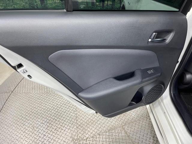 プリウス Ａツーリングセレクション　禁煙車　モデリスタフルエアロ　純正９型ナビ　全周囲カメラ　衝突被害軽減システム　ＥＴＣ２．０　Ｂｌｕｅｔｏｏｔｈ　レーダークルーズ　パワーシート　コーナーセンサー　シートヒーター　合皮レザーシート（52枚目）