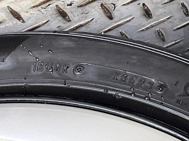 プリウス Ａツーリングセレクション　禁煙車　モデリスタフルエアロ　純正９型ナビ　全周囲カメラ　衝突被害軽減システム　ＥＴＣ２．０　Ｂｌｕｅｔｏｏｔｈ　レーダークルーズ　パワーシート　コーナーセンサー　シートヒーター　合皮レザーシート（62枚目）