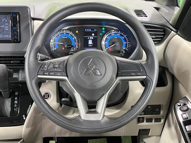 �y�X�e�A�����O�X�C�b�`�z�^�]���A�O������ڐ������炷���ƂȂ��A�I�[�f�B�I���̑��삪�\�ȕ֗��@�\�I���S�����K�ȃh���C�u�����o���Ă���܂���