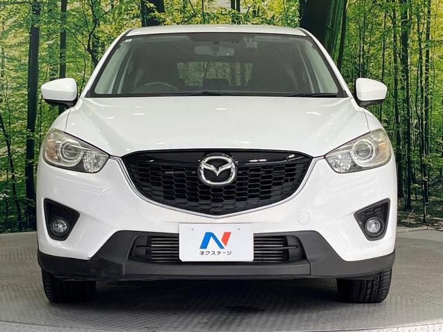 ＣＸ－５ ＸＤ　禁煙車　純正ＳＤナビ　バックカメラ　ドラレコ　スマートキー　ＨＩＤヘッドライト　ビルトインＥＴＣ　純正１７インチアルミホイール　オートライト　デュアルオートエアコン　Ｂｌｕｅｔｏｏｔｈ　ＣＤ再生（14枚目）