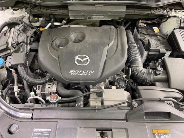 ＣＸ－５ ＸＤ　禁煙車　純正ＳＤナビ　バックカメラ　ドラレコ　スマートキー　ＨＩＤヘッドライト　ビルトインＥＴＣ　純正１７インチアルミホイール　オートライト　デュアルオートエアコン　Ｂｌｕｅｔｏｏｔｈ　ＣＤ再生（18枚目）