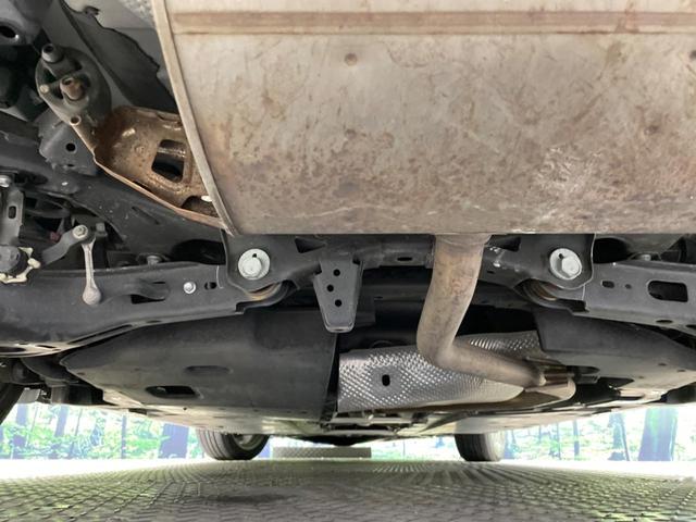 プリウス ＳセーフティプラスＩＩ　禁煙車　純正８型ＤＡ　全周囲カメラ　１００Ｖ電源　衝突被害軽減システム　レーダークルーズ　ドラレコ　コーナーセンサー　ＬＥＤヘッド　デジタルインナーミラ　ＥＴＣ　純正１７インチアルミ　オートハイビーム（19枚目）